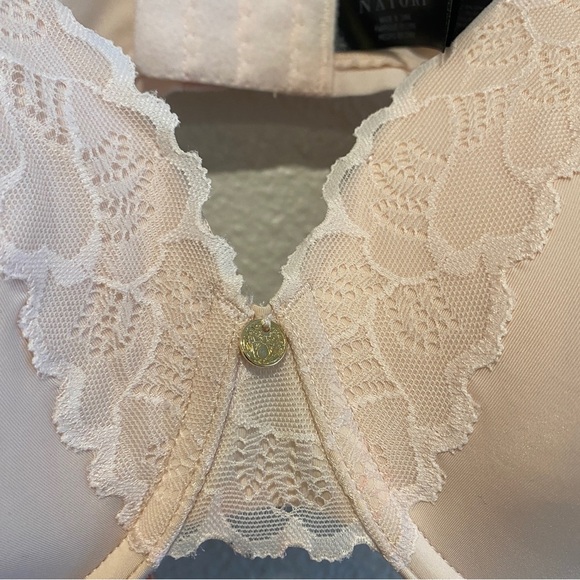 Natori Refined Contour Lace Trim Underwire Bra - Picture 7 of 9